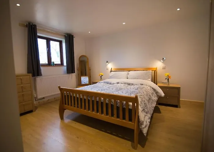 Hendra Retreat Owls Roost Cottage North Cornwall